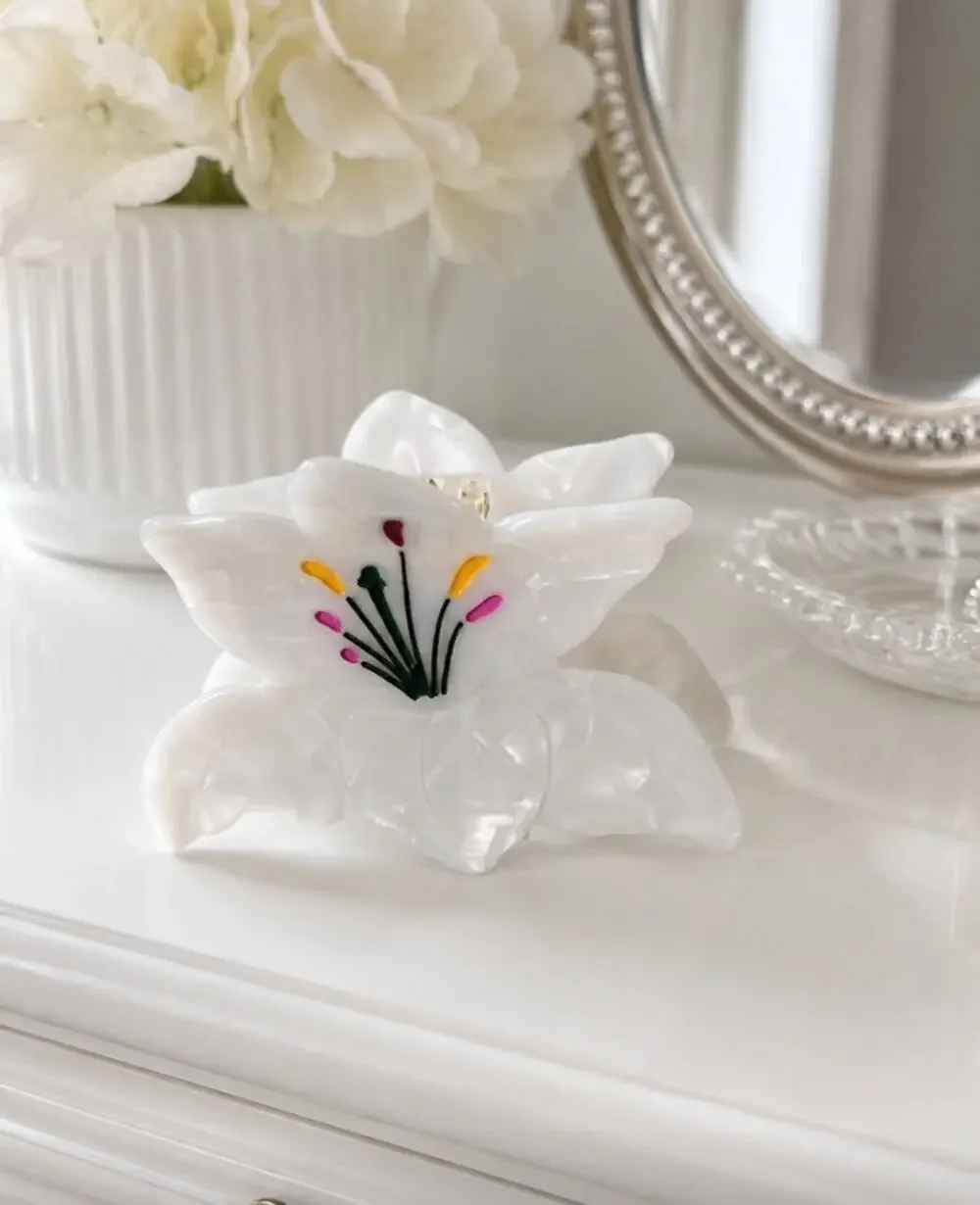 Acetate White Floral Hair Claw Clip New